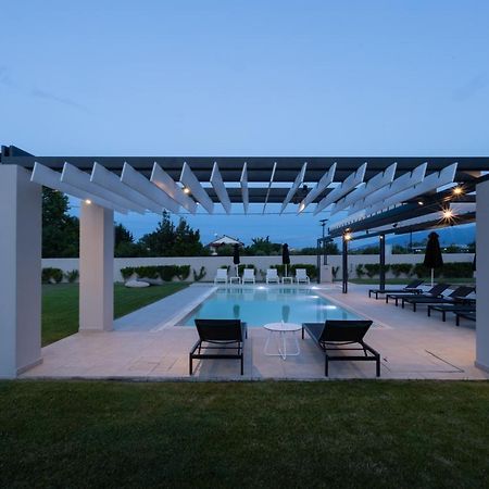 Villa Elisabeth Platamonas Buitenkant foto