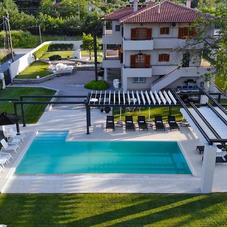 Villa Elisabeth Platamonas Buitenkant foto