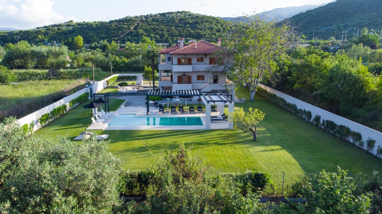 Villa Elisabeth Platamonas Buitenkant foto