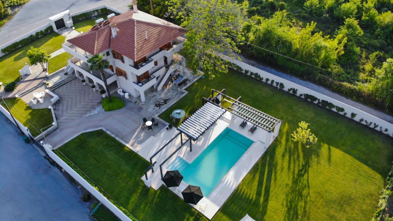 Villa Elisabeth Platamonas Buitenkant foto