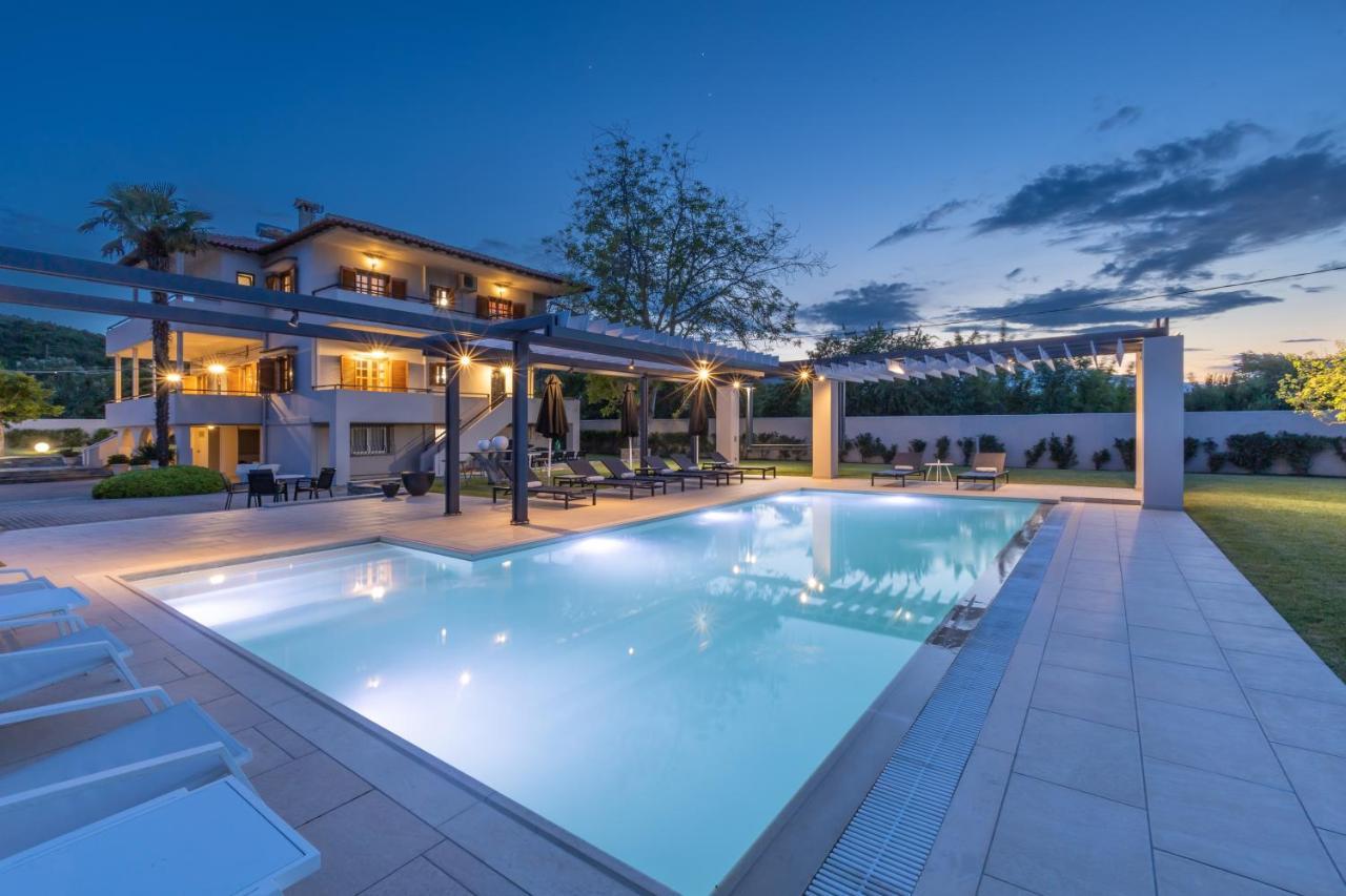 Villa Elisabeth Platamonas Buitenkant foto