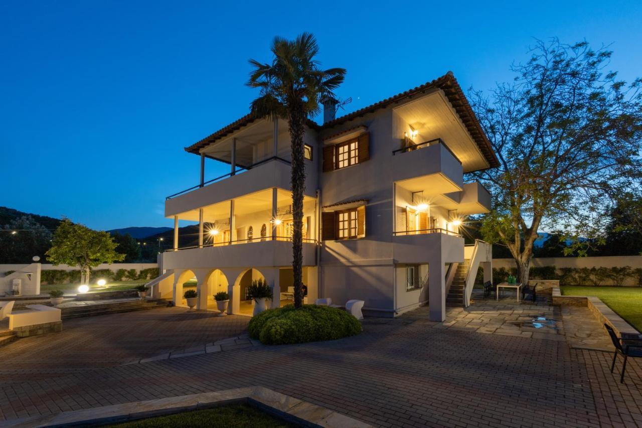 Villa Elisabeth Platamonas Buitenkant foto